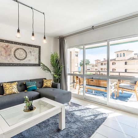 Sea View 2 Bedroom Apartment 2 Min Away From The Beach Torremolinos Extérieur photo