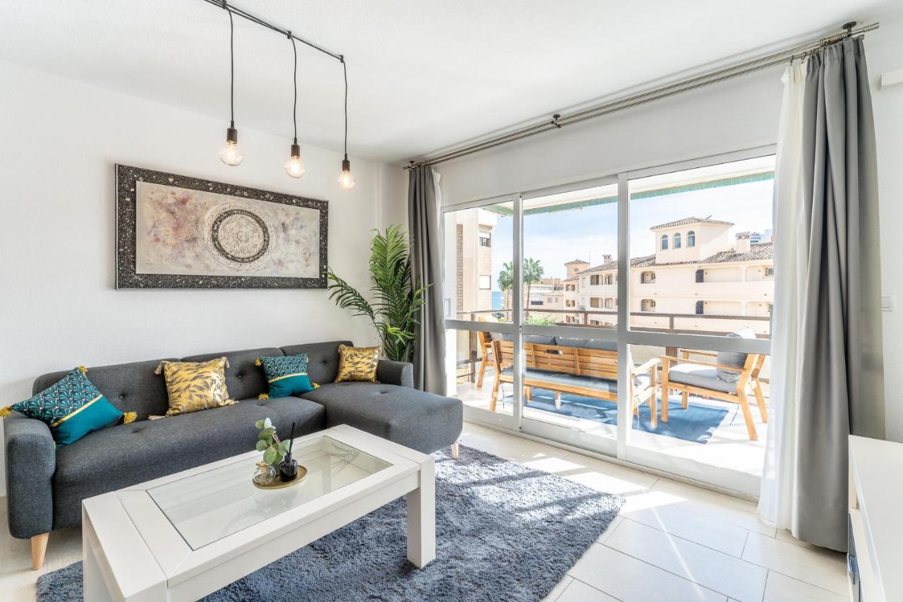 Sea View 2 Bedroom Apartment 2 Min Away From The Beach Torremolinos Extérieur photo