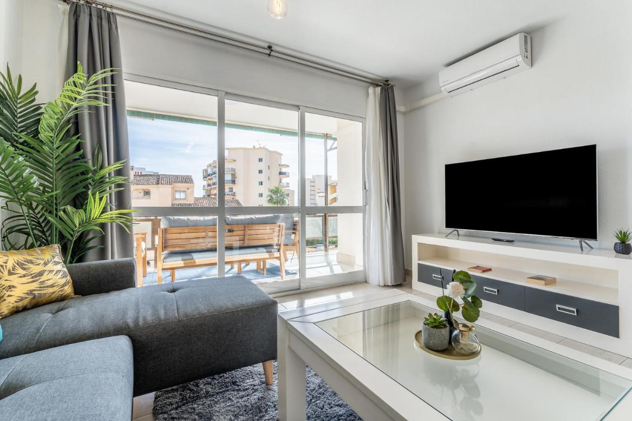 Sea View 2 Bedroom Apartment 2 Min Away From The Beach Torremolinos Extérieur photo