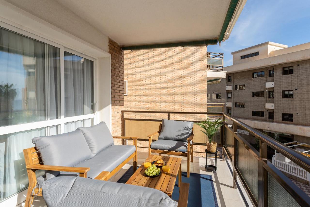 Sea View 2 Bedroom Apartment 2 Min Away From The Beach Torremolinos Extérieur photo